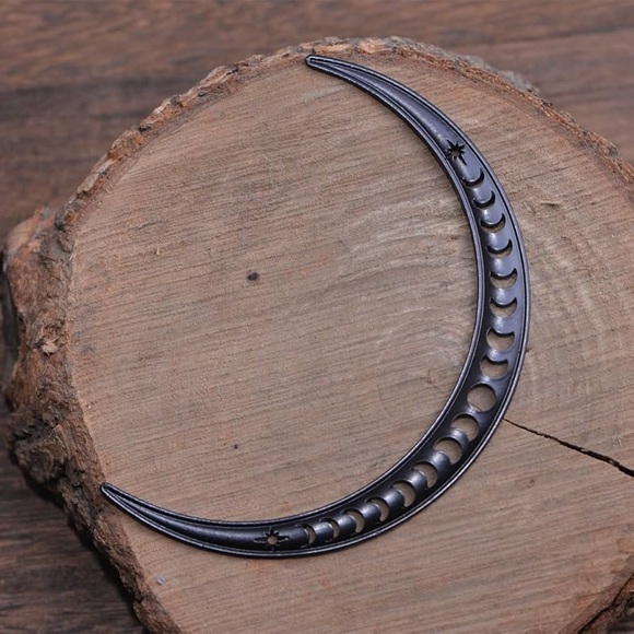 Accessories - Black Moon Crescent Hairpin